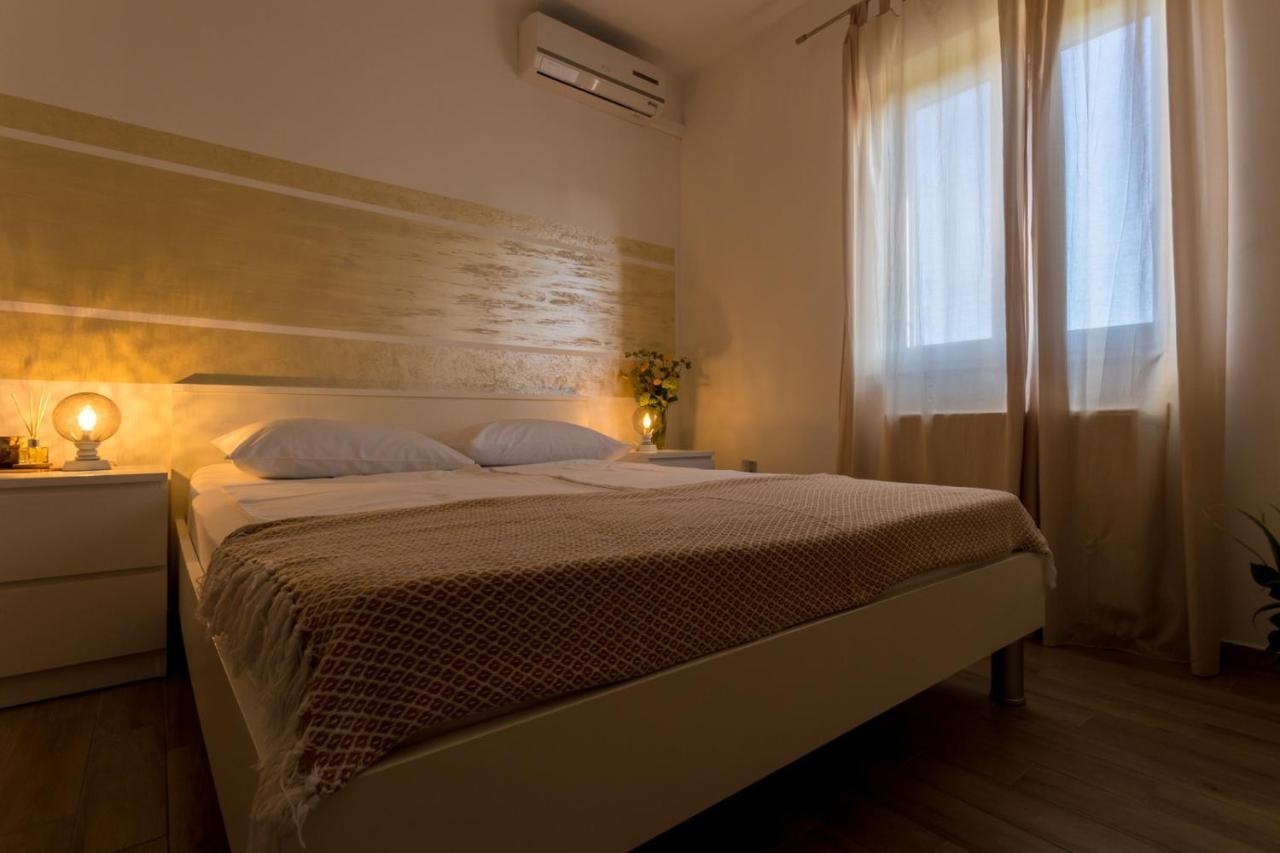 Apartments And Rooms Kod Keti Malinska Bagian luar foto