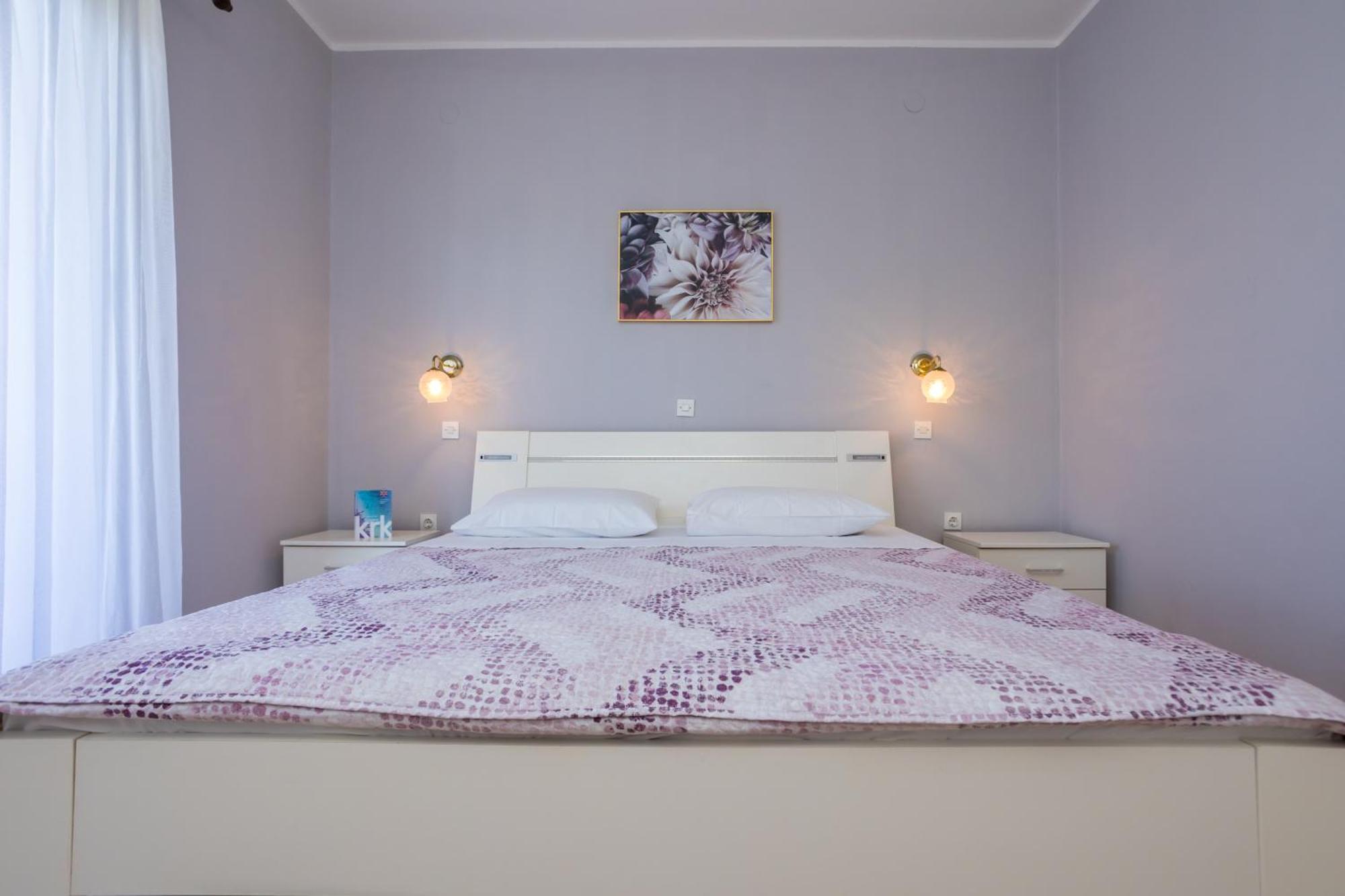 Apartments And Rooms Kod Keti Malinska Bagian luar foto